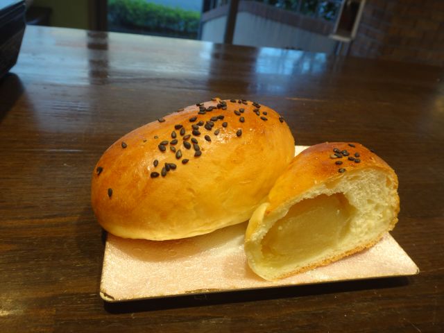 s-お芋のパン.jpg